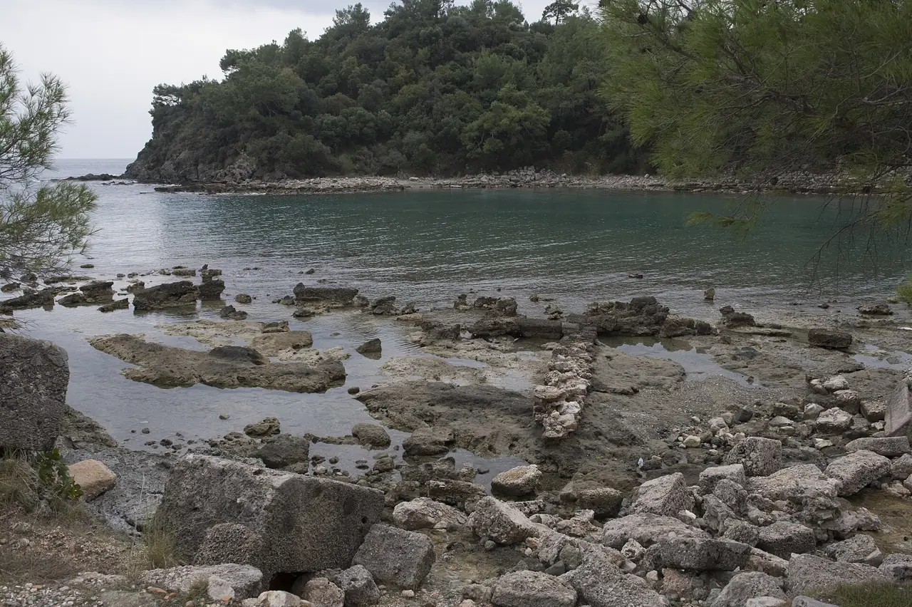 Der antike Stadthafen von Phaselis bei Kemer