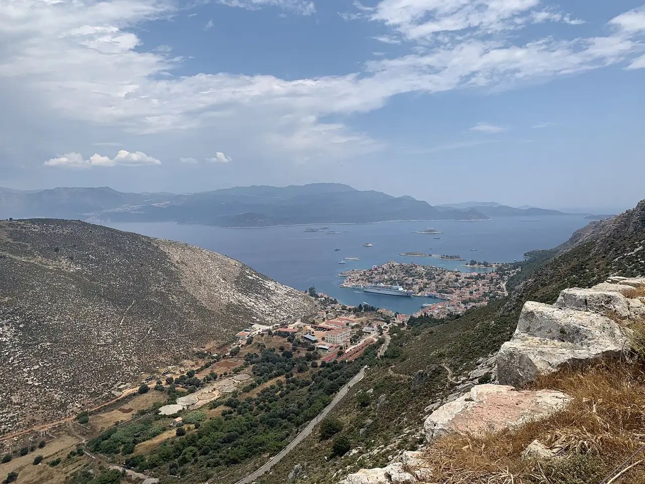 Kaş'ın karşısındaki Yunan adası Meis (Kastellorizo)